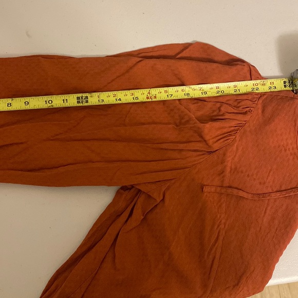 Womens’ Blouse - Universal Thread - Picture 3 of 5